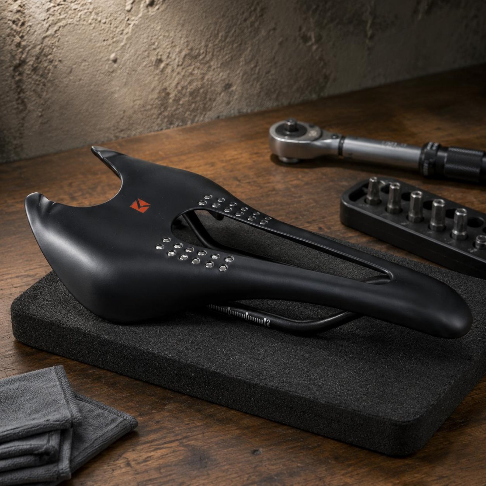 Ultralight Cycle Saddle Ultra- - Ultra Cycling Gear 리뷰 및 가격